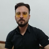 محسن نیستانی